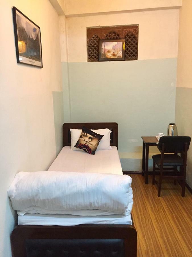 Flavors Inn Meditation Center Kathmandu Ngoại thất bức ảnh